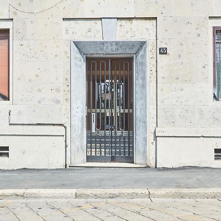 Spacious Flat Close To Fondazione Prada & Metro Milán Exteriér fotografie